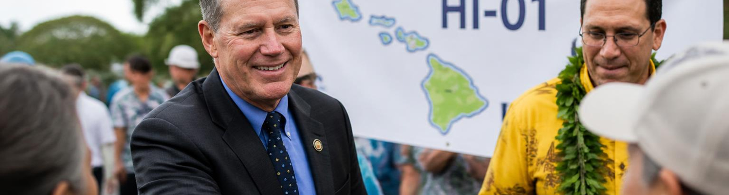Moderate Democrat Ed Case defeats progressive challenger in Hawaii congressional primary